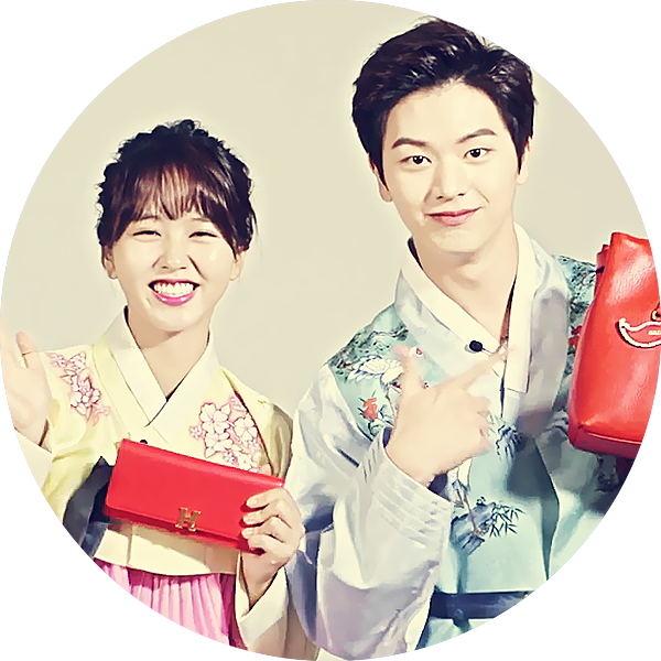 김소현x<b>육성재</b> 한복 추석맞이 헤지스