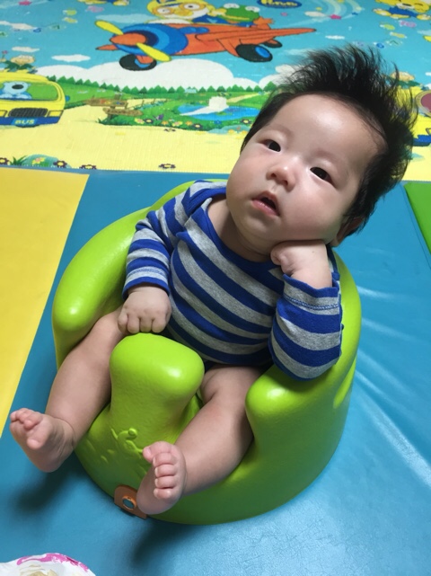  d+85 아기발달.. 범보는 언제부터 가능할까요?