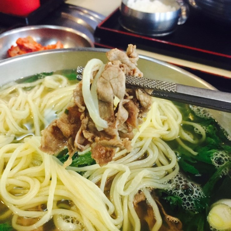 압구정에서 유일하게 맛집이라고 생각하는 두레국수 압구정에서 유일하게 맛집이라고 생각하는 두레국수
