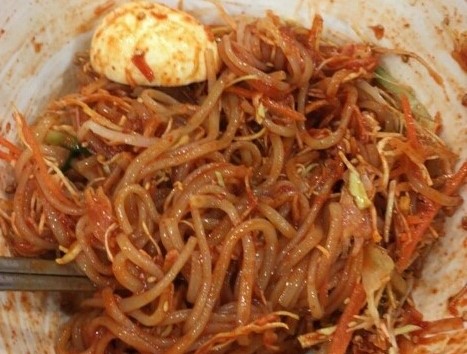  [수원 조원동 맛집] 보용만두, 1972년에 설립??  맛있게 매운 쫄면과 야채비빔만두무침
