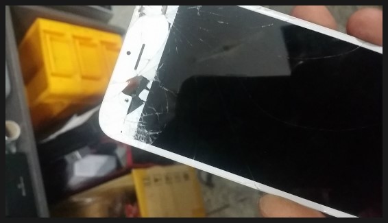  익산 김제 군산스마트폰수리 컴퓨터수리 아이폰6 샤오미 아이폰액정파손 터치불량 충전불량 수리 전문 빳대리 교체 카메라불량 근접센서 불량 수리 가능