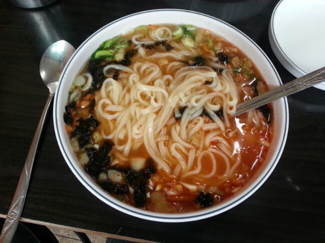  연산동 칼국수집