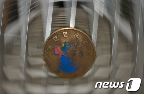 '자살보험금 논란' 보험사·금감원 행정소송 11월 종지부 - 11월13일 선고…민사소송 100여건 영향 미칠지 주목 '자살보험금 논란' 보험사·금감원 행정소송 11월 종지부 - 11월13일 선고…민사소송 100여건 영향 미칠지 주목