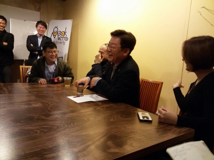  <한국과 아시아의 민주주의를 위한 카페축제>