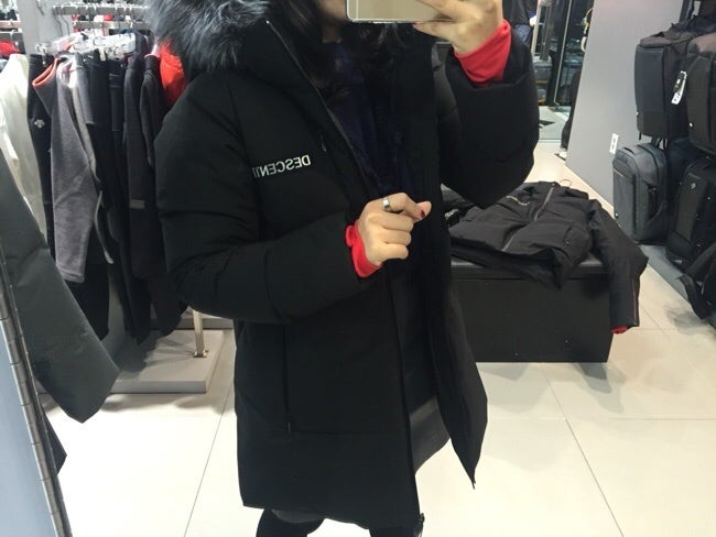 데상트패딩 아우디패딩 데상트집업 데상트필라테스복 구경다녀왔어요~