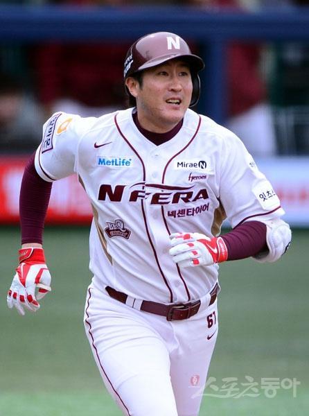 코리아파이팅(KT~~F), 손승락은 역전의 <b>롯데</b>시네마 되길!!