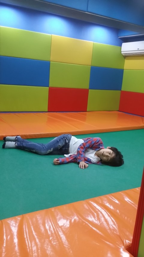  오랜만에 와서 폭풍 포스팅을 하네요~