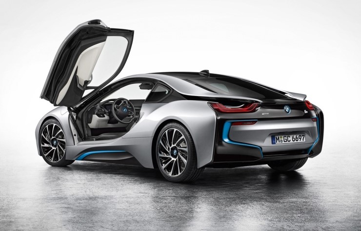  BMW 앞으로 10년 내에 모든 모델을 전기차로 변경
