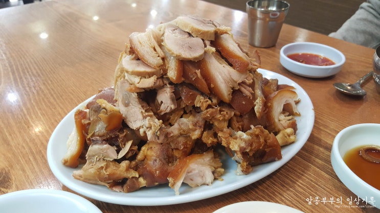  족발과 비엔나 커피 @평남할머니네, 이태원 플리플리