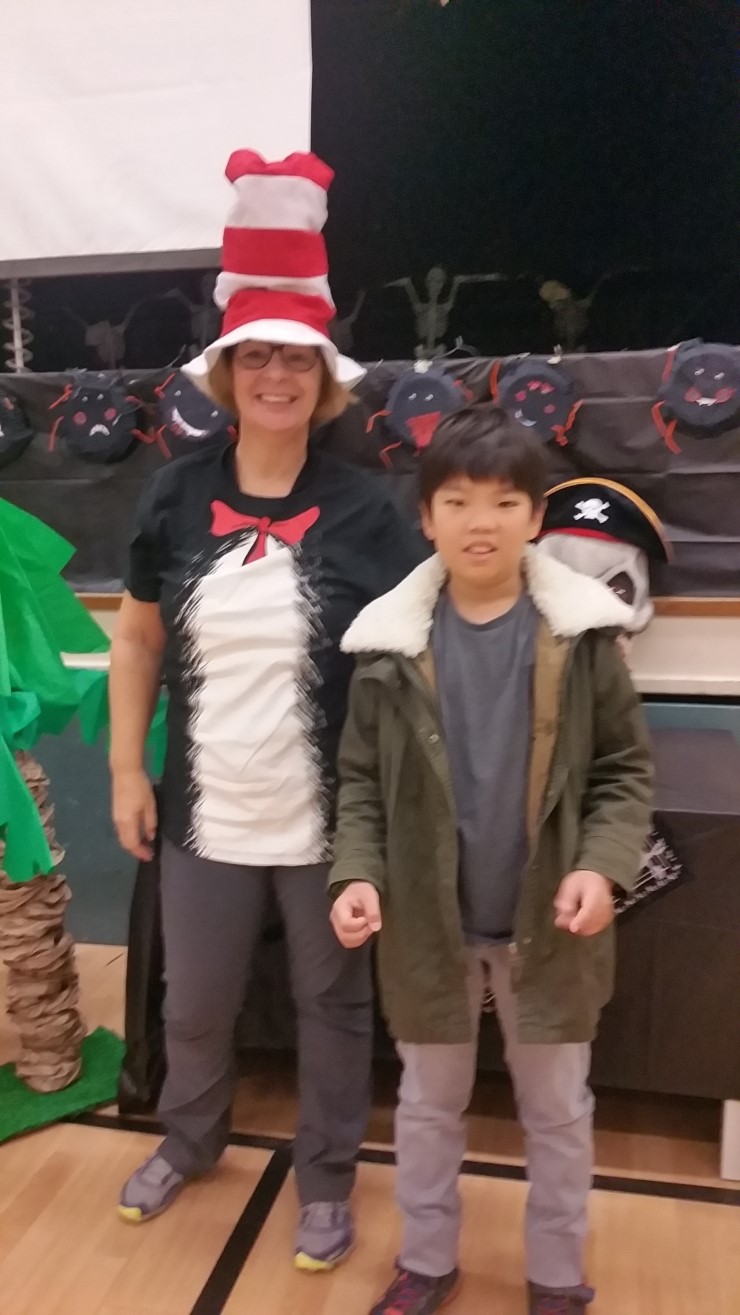  우리 둘째 석현이는 지금 캐나다 학교 체험중..