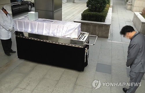 <'착한' 장례> ① '10명중 8명 火葬'…화장률 20년새 4배↑ <'착한' 장례> ① '10명중 8명 火葬'…화장률 20년새 4배↑