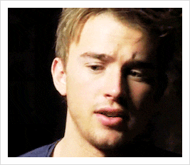 tumblr_m1tgs32eEq1rrugxlo3_250.gif?type=