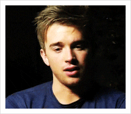 tumblr_m1tgs32eEq1rrugxlo4_250.gif?type=