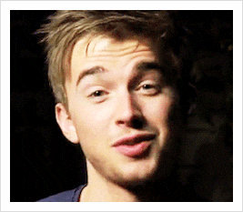 tumblr_m1tgs32eEq1rrugxlo1_250.gif?type=