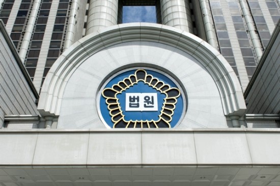 법원, 추돌사고 인지 못한 운전자…배심원단 ‘뺑소니’ 처벌 못해 법원, 추돌사고 인지 못한 운전자…배심원단 ‘뺑소니’ 처벌 못해