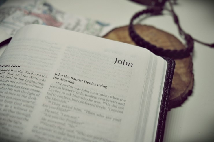 [영어성경]Jesus Changes Water Into Wine