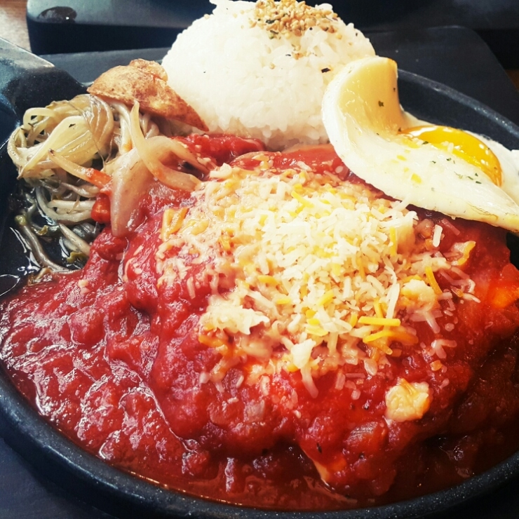  [홍대 맛집] 준호키친 먹방! 함박 스테이크와 돈가스와 파스타를 한 번에~