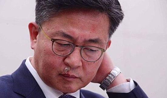  홍용표 '개성공단 자금 70% 북당국으로 들어간다' , '개성공단 폐쇄' 초간단 정리