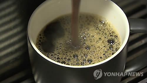 "블랙커피 하루 석 잔 이상이면 당뇨병 예방효과