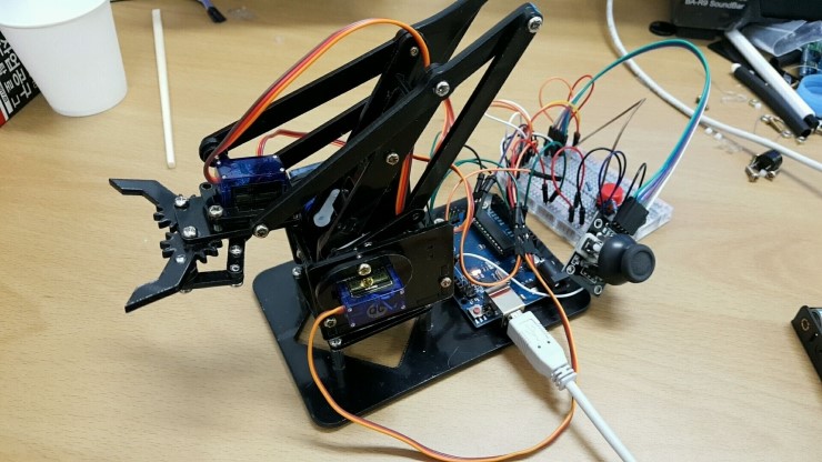 [아두이노 프로젝트] 서보모터와 조이스틱을 활용한 로봇 팔 만들기