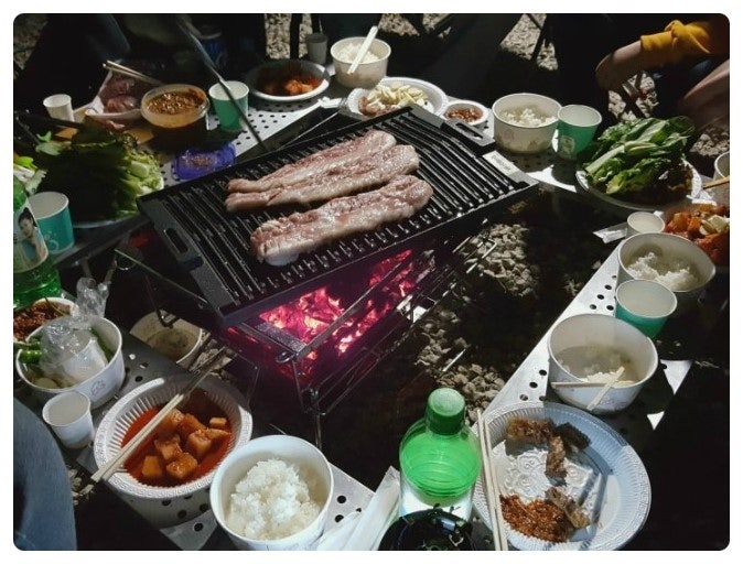 콜맨 파이어플레이스 테이블 - 화로대 테이블