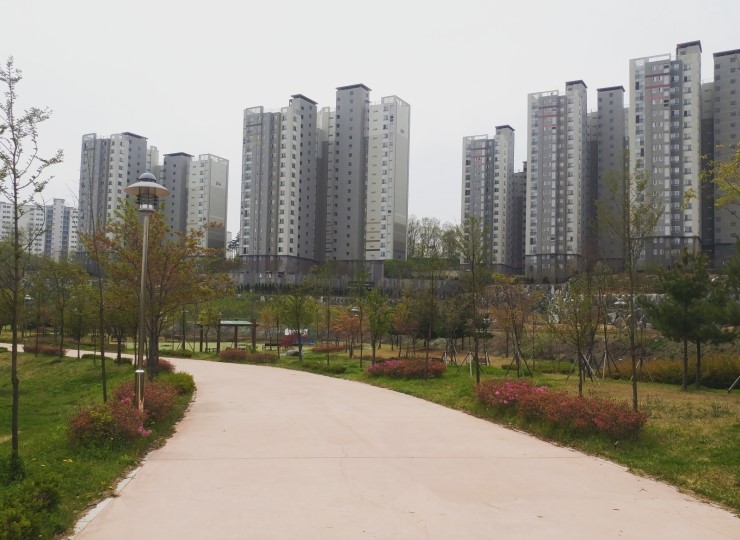  월랑저수지에서 나홀로 산책하기.