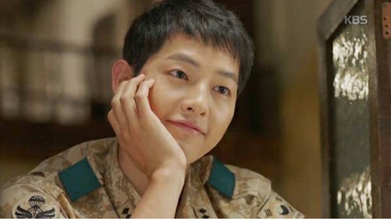 작가 김은숙과 송송 커플 다시 제 2의 태양의 후예 가 탄생한다 네이버 블로그