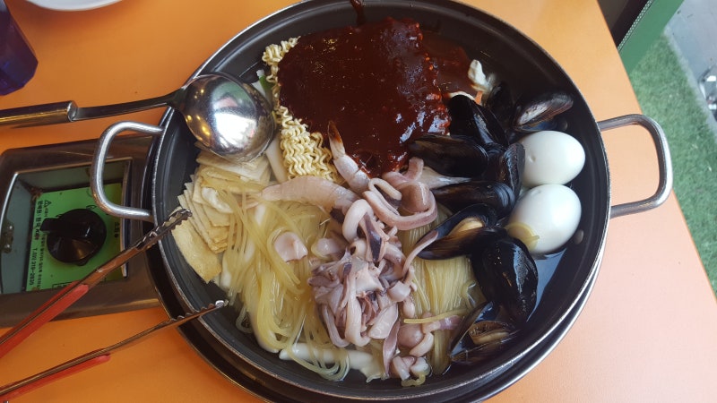외국인 친구들이 좋아하던 명동 즉석떡볶이 맛집 :: 레드썬 : 네이버 블로그