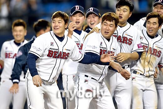 <b>김재환</b> 끝내기 홈런&유희관 4K &민병헌 양의지 <b>멀티히트</b>)