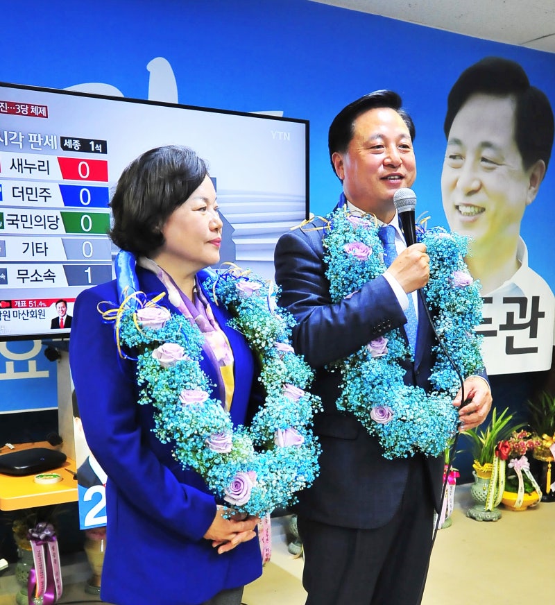 국회 입성한 김두관 당선자...큰 인물 '진면목' 기대
