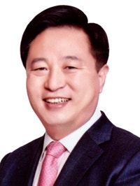 [레이더P] [그가 궁금하다, 국회의원 집중분석] 김두관…폭이 넓은 리틀노무현