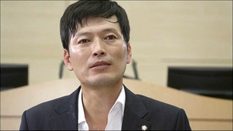  오늘 이 본 회의가 끝나면, 국회의원직 사퇴하겠습니다.