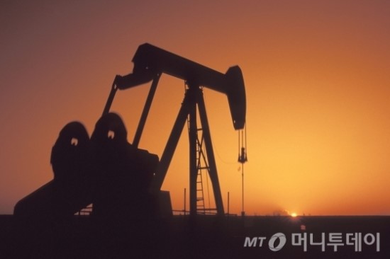 국제유가, 캐나다 산불 우려 감소 급락…WTI 2.7%↓ 국제유가, 캐나다 산불 우려 감소 급락…WTI 2.7%↓