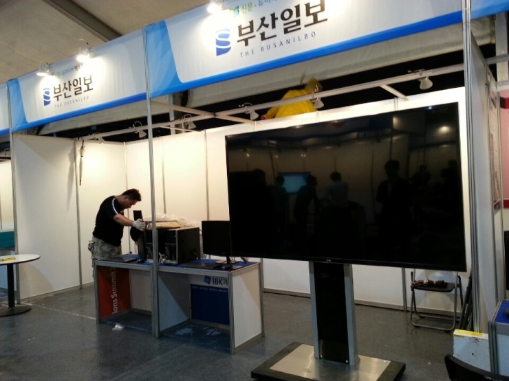  [렌탈솔루션]85인치 대형 LED UHD TV 대여. 스탠드에 설치/LCD TV.PDP TV.멀티비젼 렌탈
