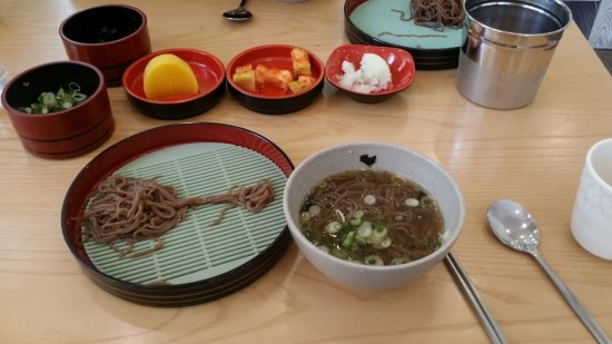  직접 뽑는 냉모밀~ & 택배회사의 만행ㅡㅡ