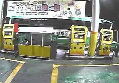 왠지 휘발유 값이 싸다 했더니… 주유기 조작 양을 속였네 왠지 휘발유 값이 싸다 했더니… 주유기 조작 양을 속였네