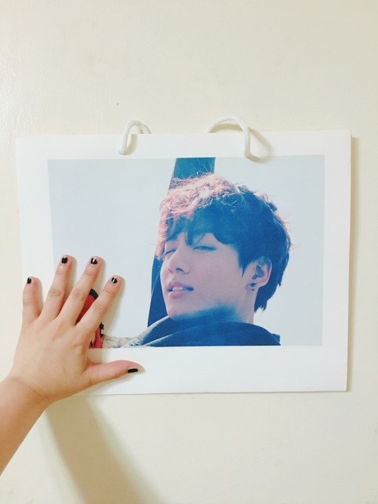  이번 방탄콘서트 갔다 득탬한 것 정국이 부채, 정국이 쇼핑백 