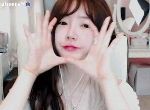  [아프리카TV] 0521 포텐 터지는 귀요미 댄싱머신 혀나고