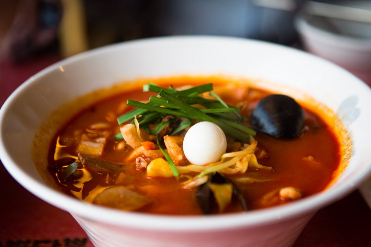  홍대 저렴한 맛집, 알뽕달뽕 퓨전짬뽕을 맛보다!