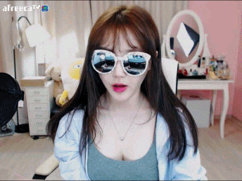  [아프리카TV에서 생긴일] 0530 댄싱머신 혀나고의 리액션 퍼레이드