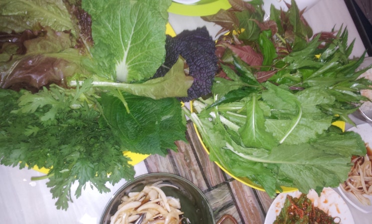  저녁밥상에 막걸리 한잔