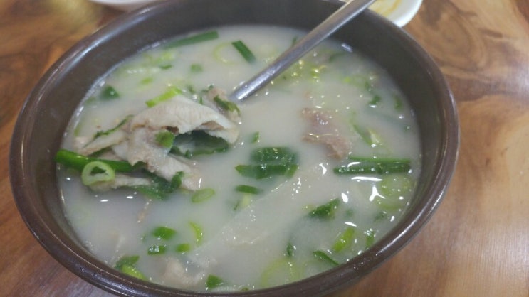   석적 소문난 부자돼지국밥