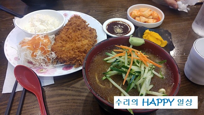  압구정 로데오 냉모밀&돈가스 맛집 "하루"