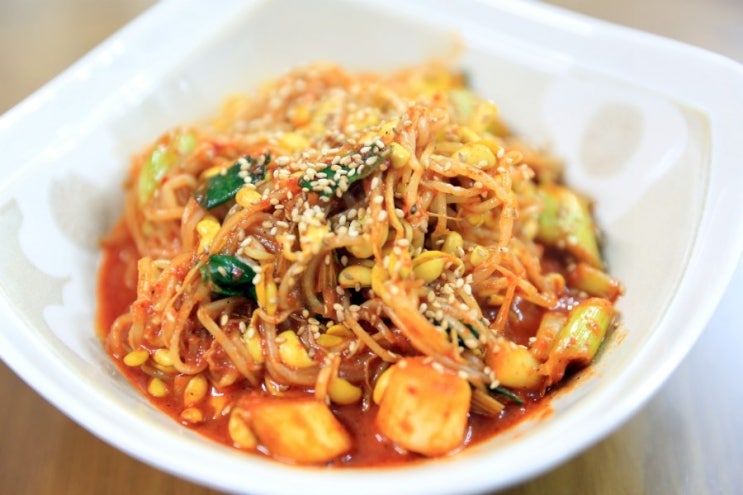  콩나물 볶음 역시 국민 반찬 이죠 