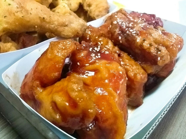  [보라매 맛집] 2마리로 3가지 맛을 즐기는 투존치킨
