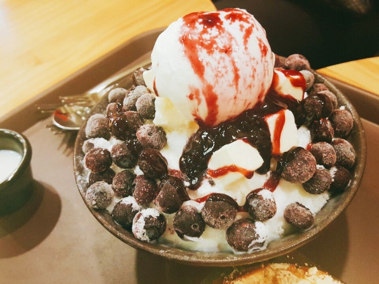 블루베리 치즈 설빙 and 인절미 토스트 !!