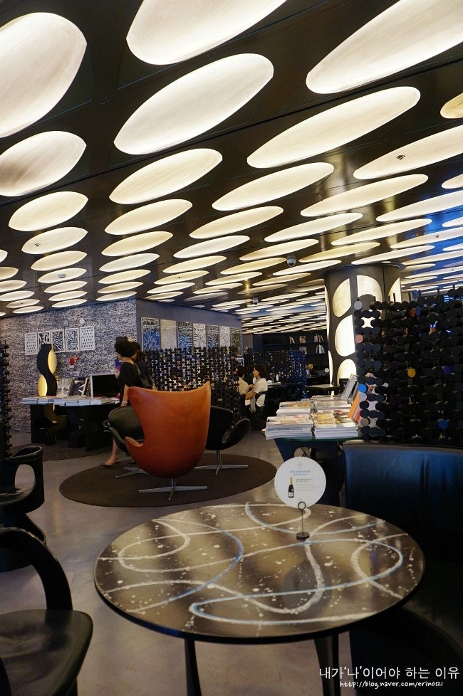 청담 10꼬르소꼬모 카페 (10 corso como) 위치 : 네이버 블로그 청담 10꼬르소꼬모 카페 (10 Corso Como) 위치 : 네이버 블로그