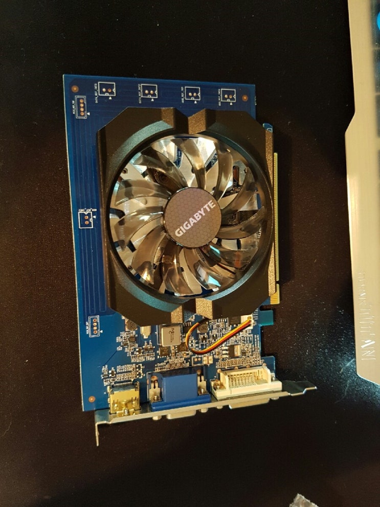  오버워치 게임용 지포스 GTX750TI 그래픽카드 교체했네요.