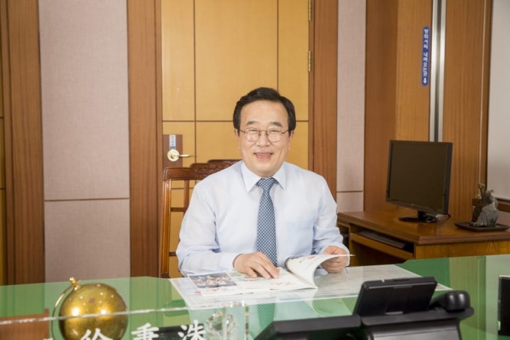  디자인 회사. 디자인 글꼴 - 회사에서 찍는 실무 사진촬영 14.  부산광역시 촬영 부산 인터뷰 촬영 ( 서병수 부산시장 인터뷰 촬영)