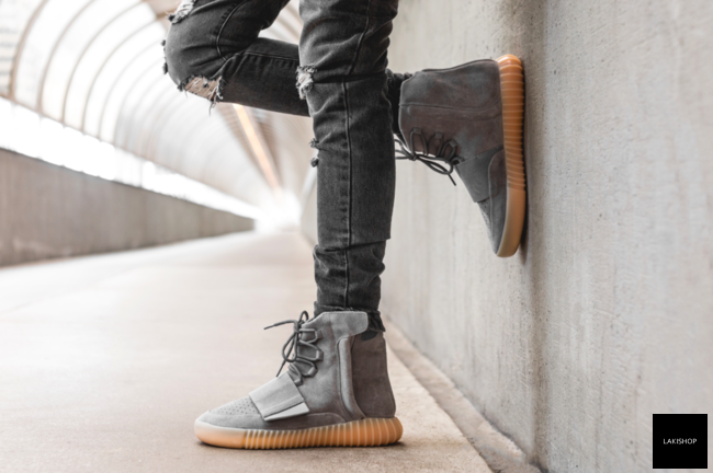 Yeezy boost 750 glow hot sale
